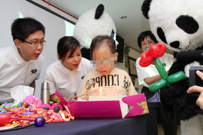 No More Tearful Kids-- Thanks to “Panda” Dentists